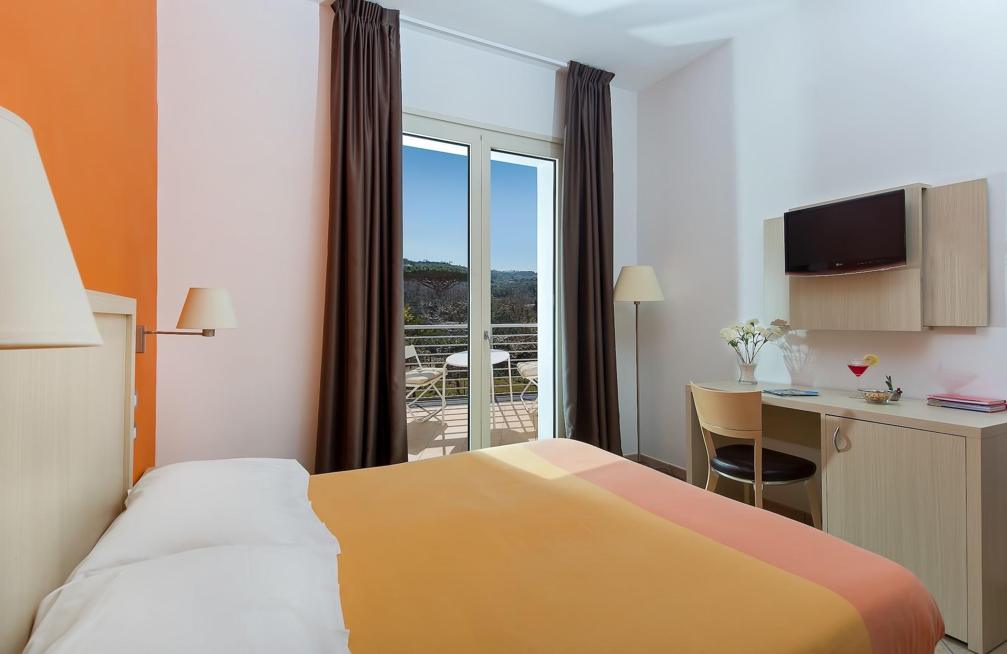 Bed and Breakfast De Maria House SantʼAgata sui Due Golfi Exteriér fotografie