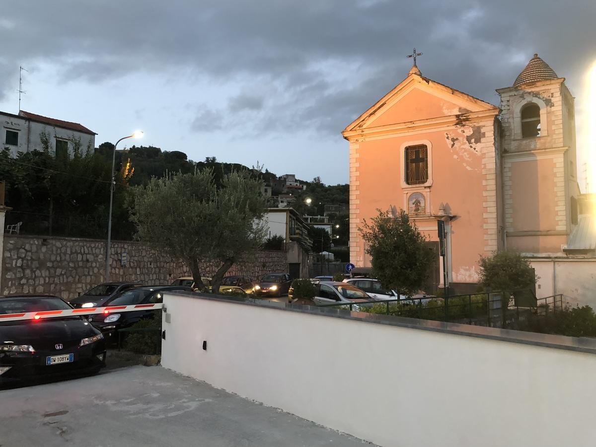 Bed and Breakfast De Maria House SantʼAgata sui Due Golfi Exteriér fotografie